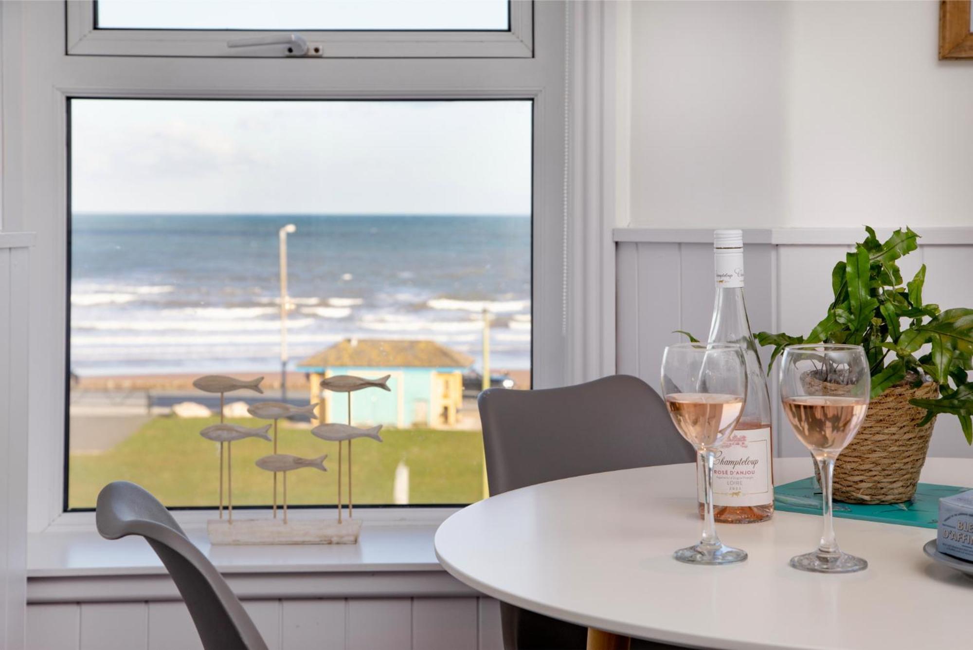פיינטון Sunnybeach Holiday Apartments מראה חיצוני תמונה